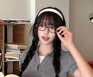 Gọng kính vướng 9087