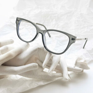 Alternative view of LY9317